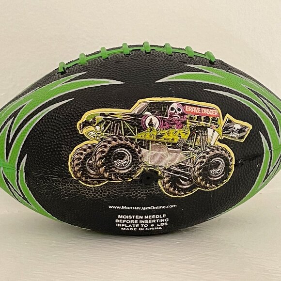 RARE VINTAGE Grave Digger Monster Truck Racing Football Monster Jam Collectible - Picture 1 of 2